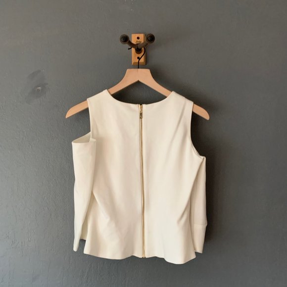White Structured Open-Shoulder Top with Zip-Back - Picture 2 of 3